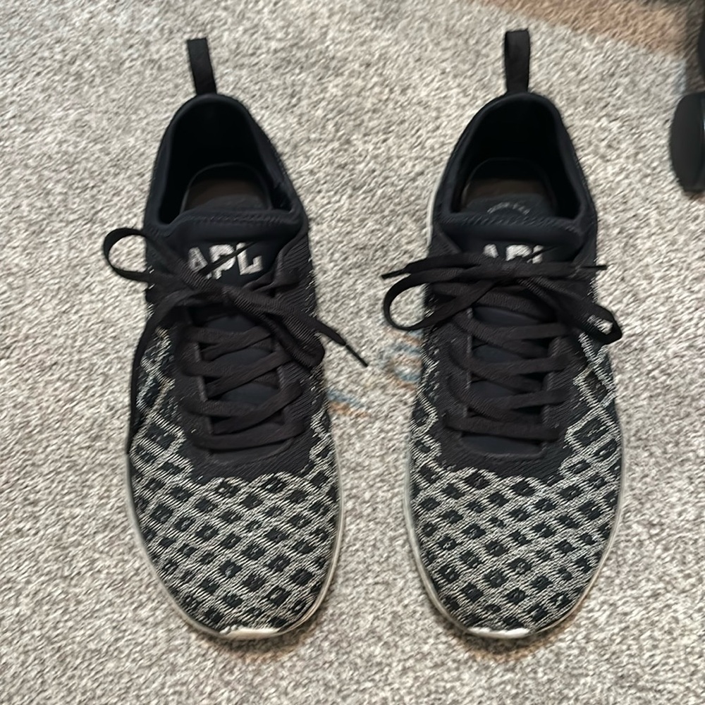 APL TechLoom Phamtom Sneakers